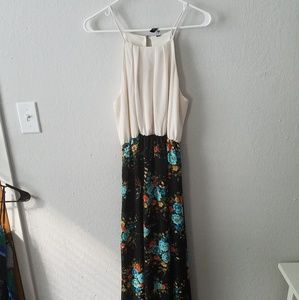 Maxi dress